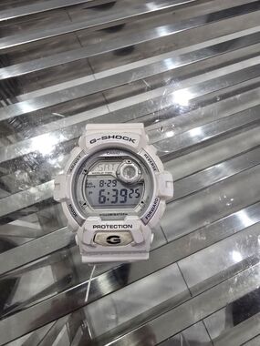 G-SHOCK White Digital Sport Watch